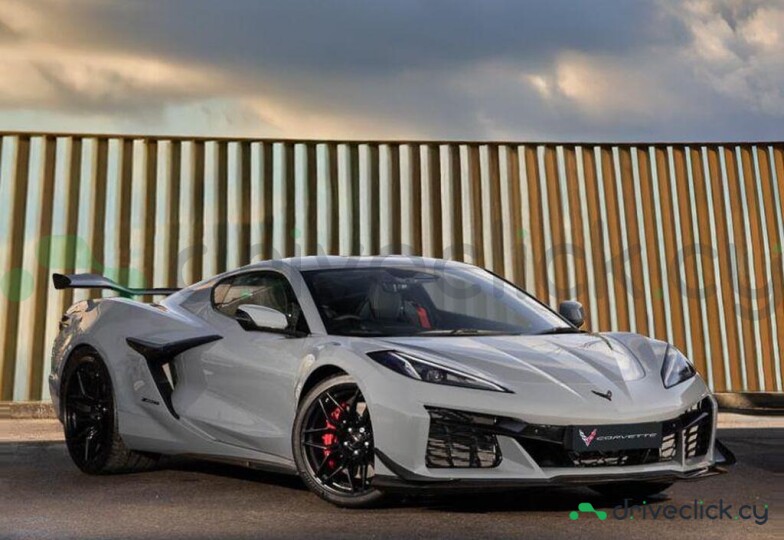 Chevrolet Corvette Grey