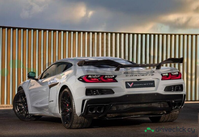 Chevrolet Corvette Grey