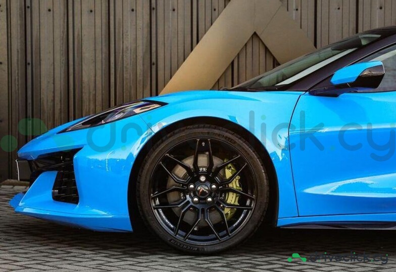 Chevrolet Corvette Blue