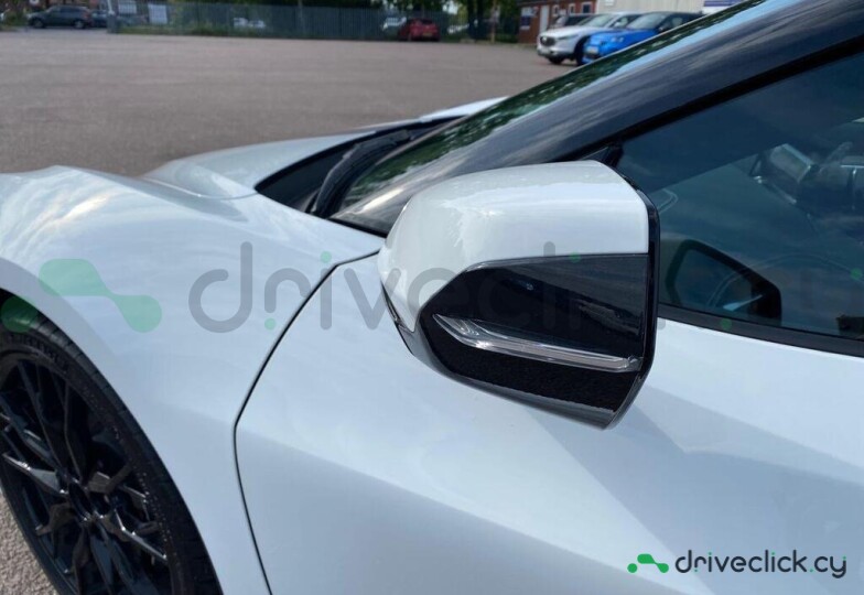 Chevrolet Corvette White