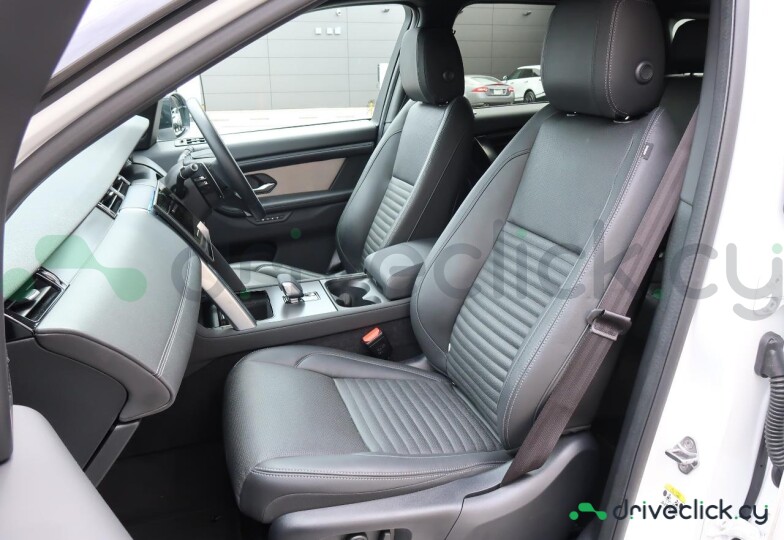 Land Rover Discovery Sport White