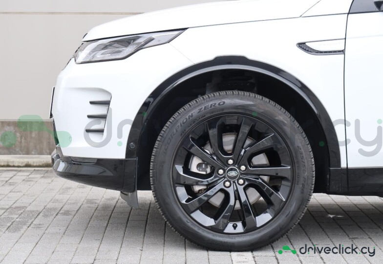 Land Rover Discovery Sport White