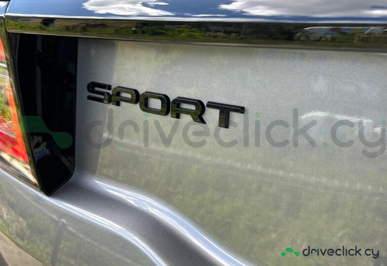 Land Rover Discovery Sport Grey
