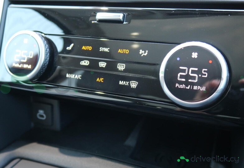 Land Rover Discovery Black