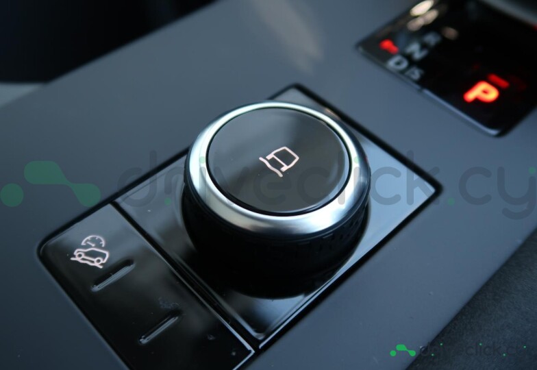 Land Rover Discovery Black