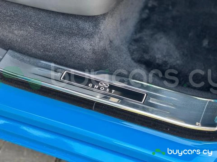 Rolls-Royce Ghost Синий