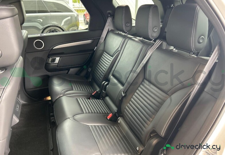 Land Rover Discovery White