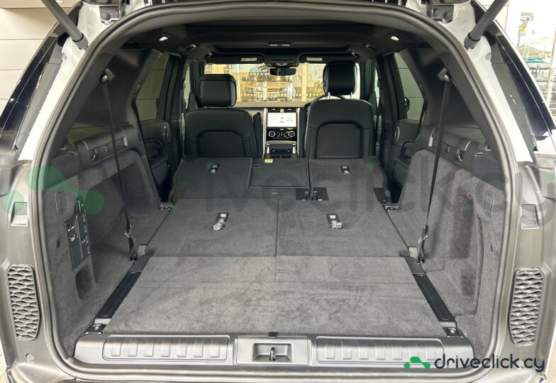Land Rover Discovery White