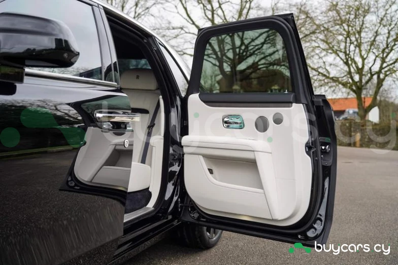 Rolls-Royce Ghost Черный