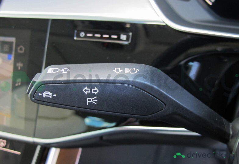 Audi A8 Black