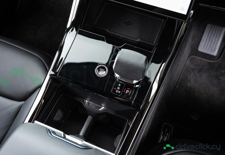 Land Rover Range Rover Sport Black