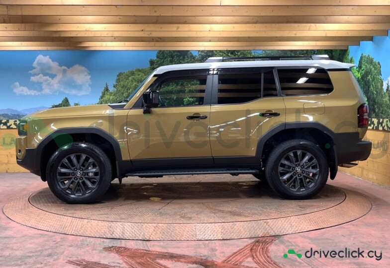 Toyota Land Cruiser Beige