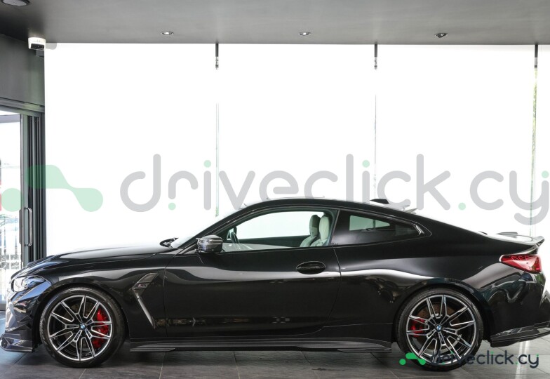 BMW M4 Black