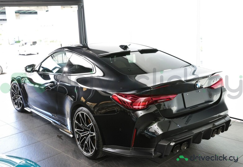 BMW M4 Black