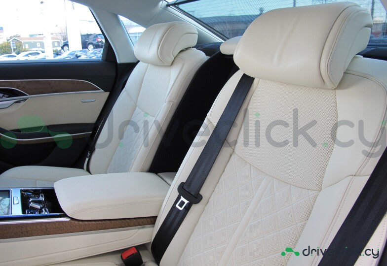 Audi A8 Black
