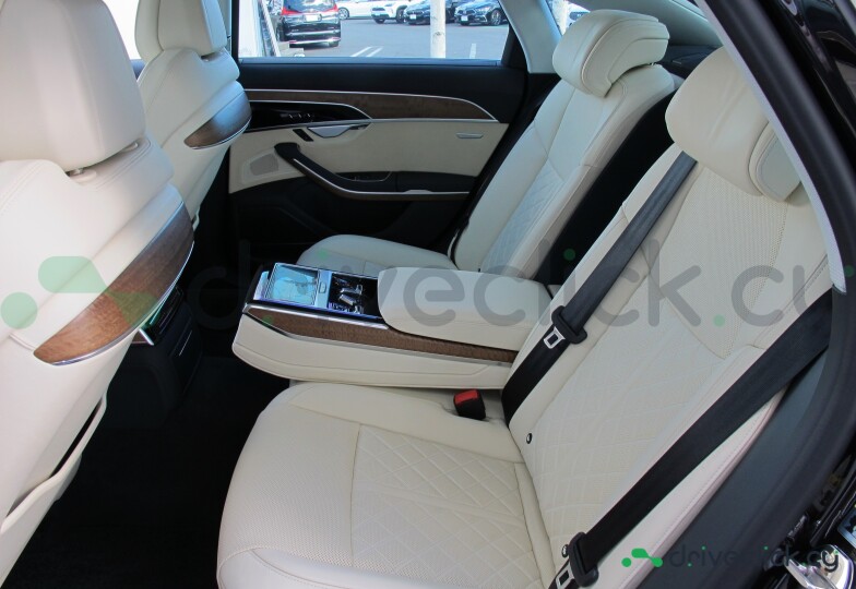 Audi A8 Black