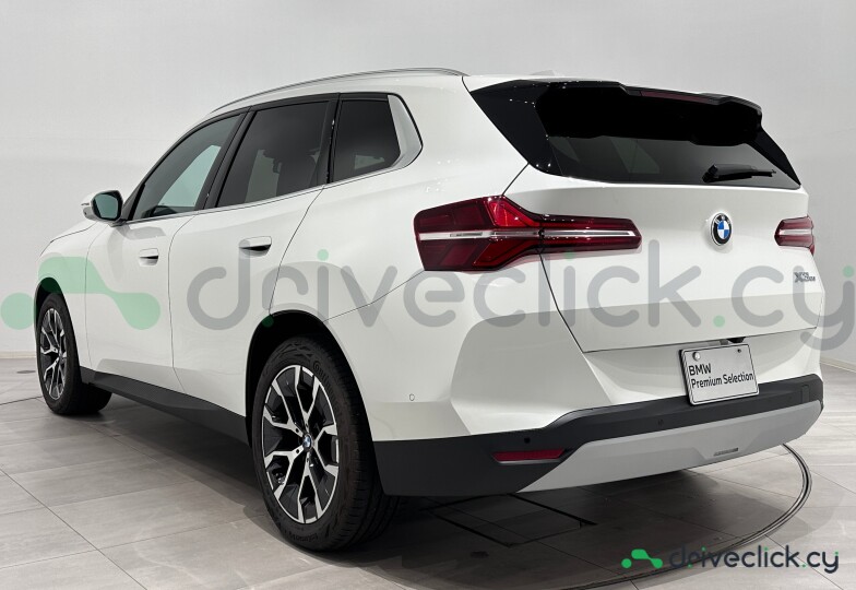 BMW X3 White