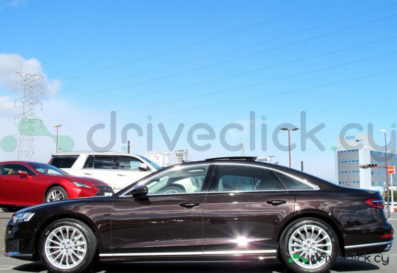 Audi A8 Black