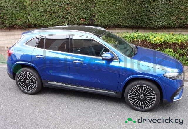 Mercedes EQA Blue