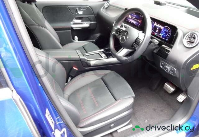 Mercedes EQA Blue