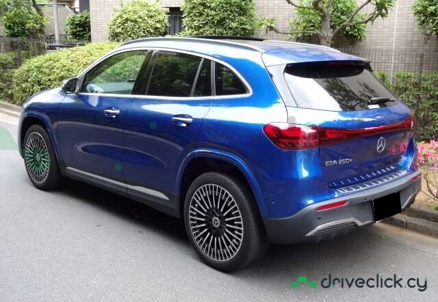 Mercedes EQA Blue