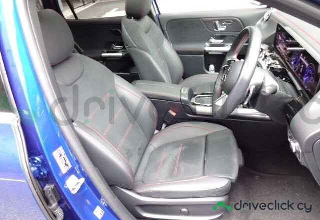 Mercedes EQA Blue