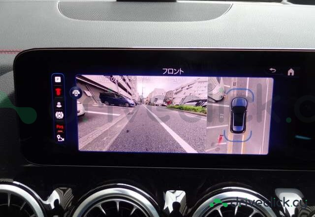 Mercedes EQA Blue