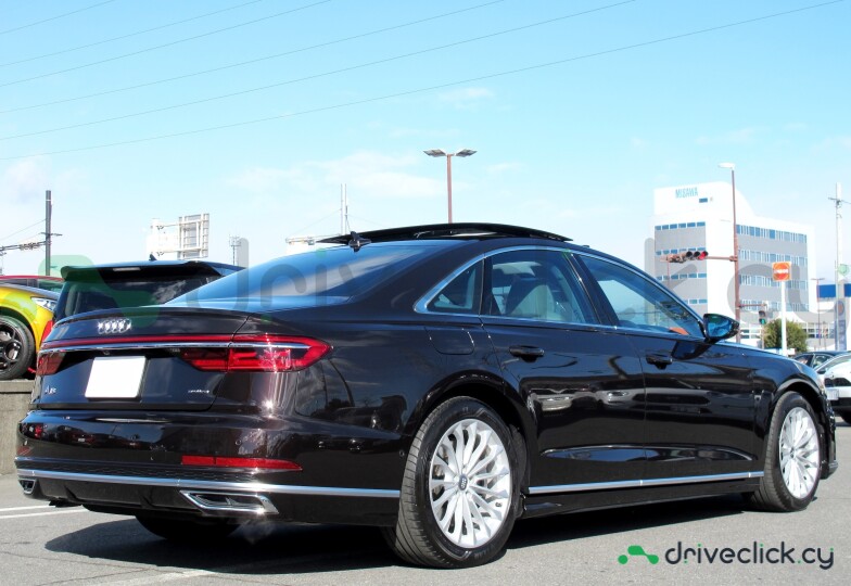 Audi A8 Black
