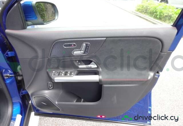 Mercedes EQA Blue