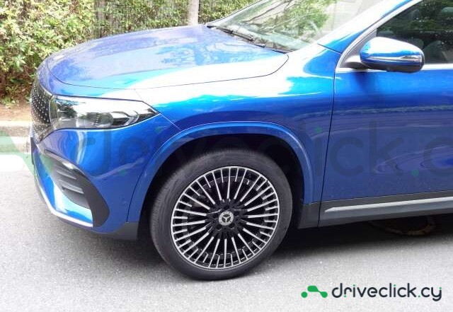 Mercedes EQA Blue