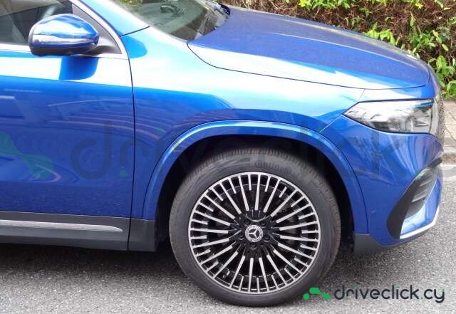 Mercedes EQA Blue