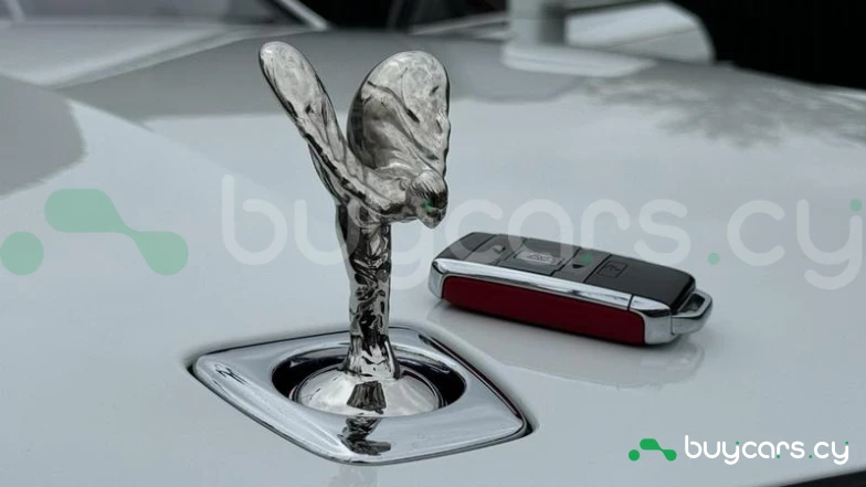 Rolls-Royce Ghost Белый