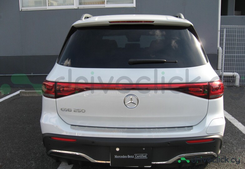 Mercedes EQB White