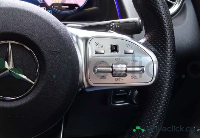 Mercedes EQB Blue