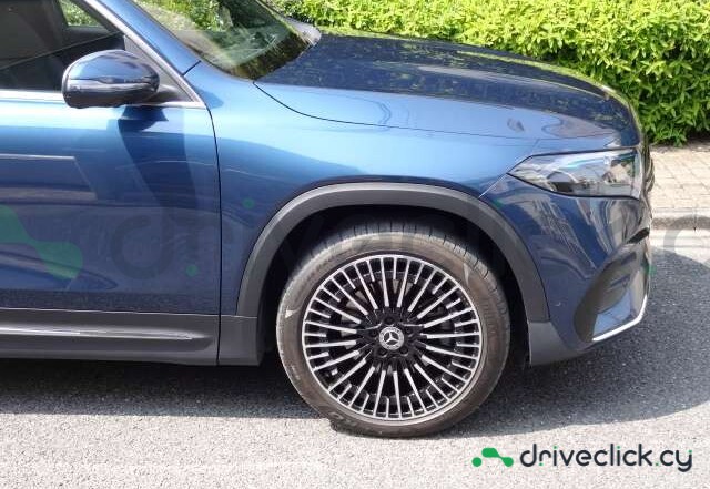 Mercedes EQB Blue