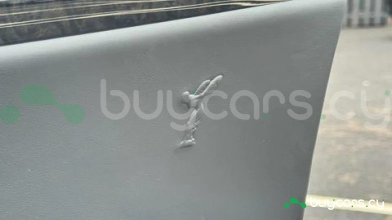 Rolls-Royce Ghost Белый