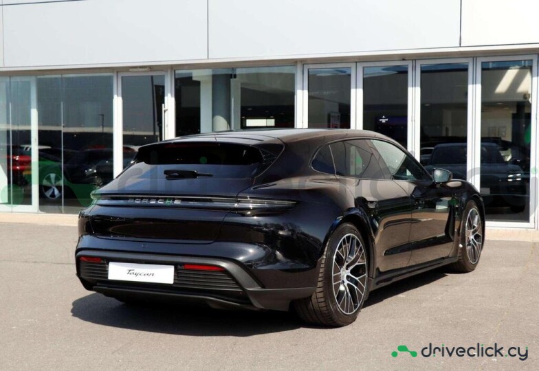Porsche Taycan Black