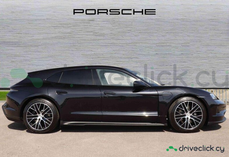 Porsche Taycan Black