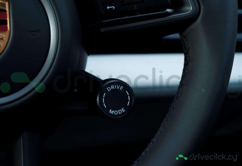 Porsche Taycan Black