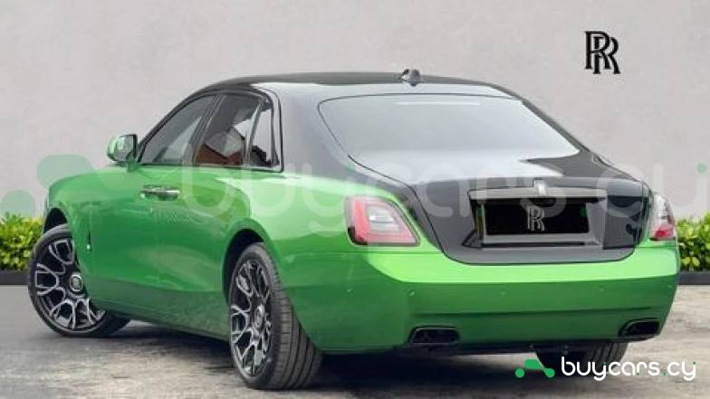 Rolls-Royce Ghost Зеленый