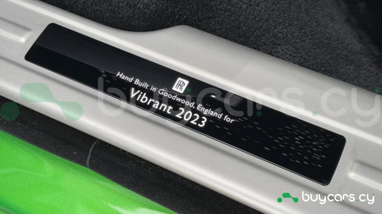 Rolls-Royce Ghost Зеленый