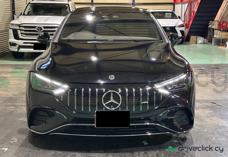 Mercedes EQE Black