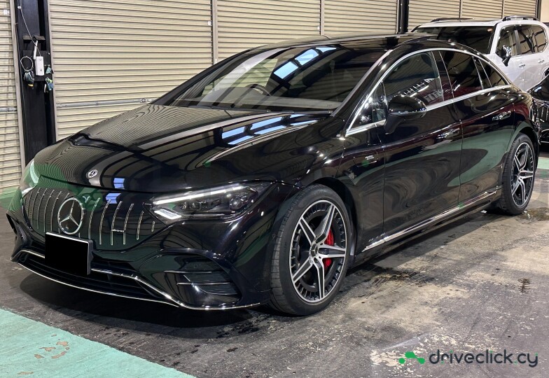 Mercedes EQE Black