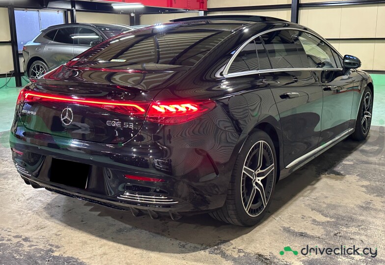 Mercedes EQE Black