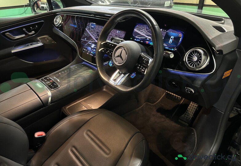 Mercedes EQE Black