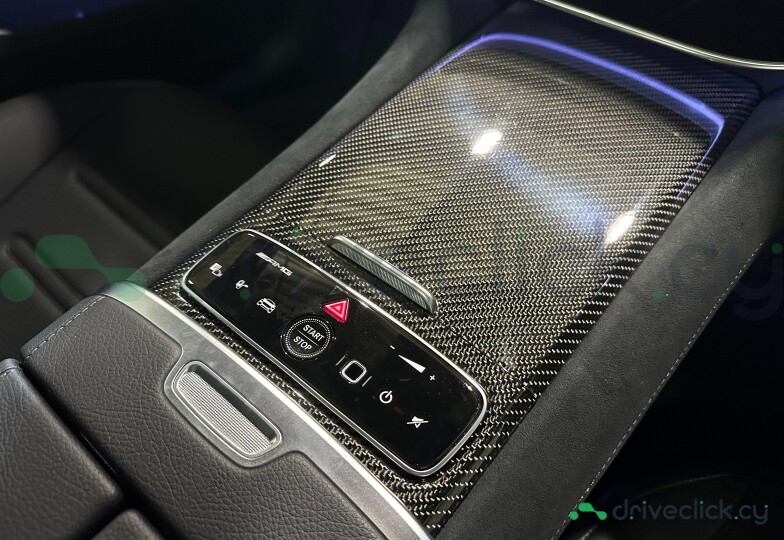 Mercedes EQE Black