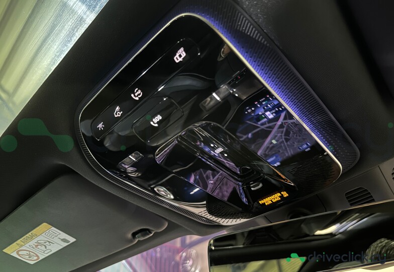 Mercedes EQE Black