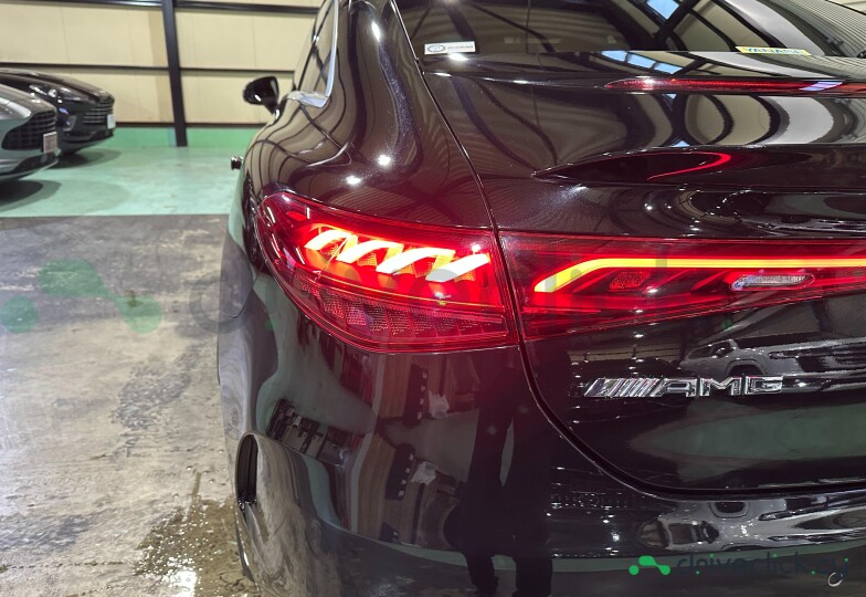 Mercedes EQE Black