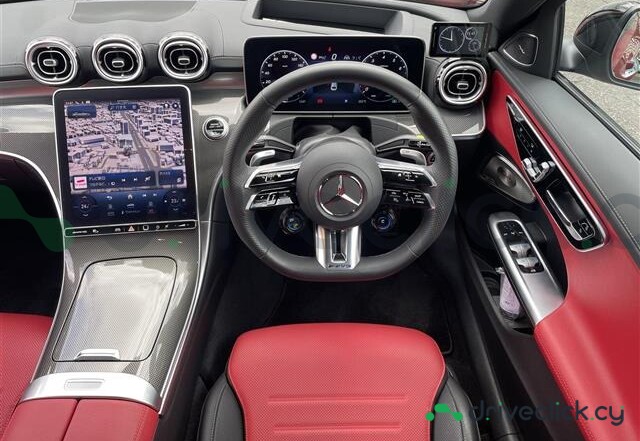Mercedes C-class Red