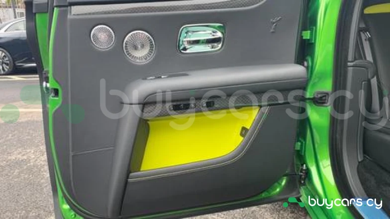 Rolls-Royce Ghost Зеленый